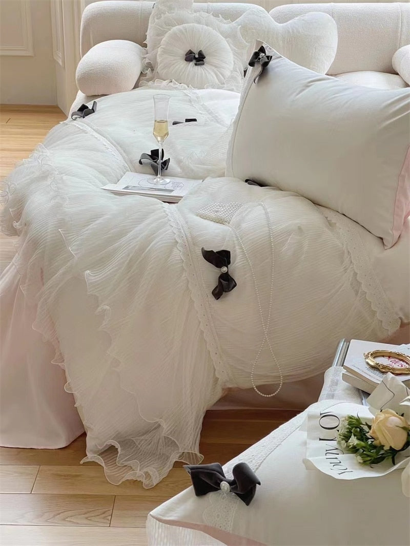 Ihomed 100S Egyptian Cotton Romantico Princess Wedding Bedding Set Double Lace Ruffles Black Bowknot Quilt Cover Bed Linen Pillow Shams