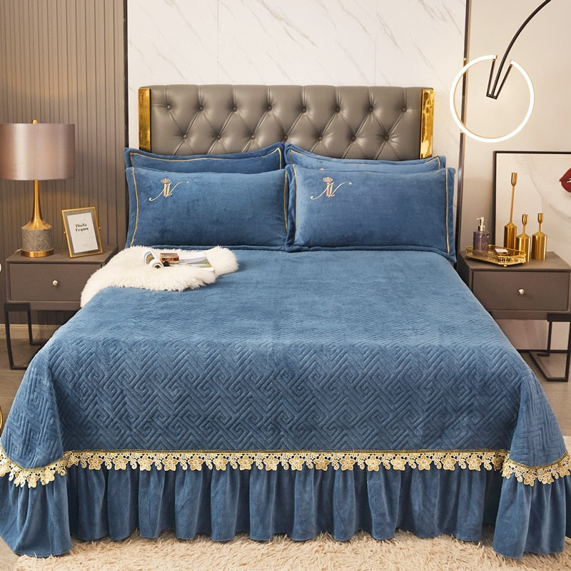 Ihomed Luxury high Quality Solid Color Quilted Crystal Velvet Lace Ruffles Bedspread Bed Skirt Mattress Cover Pillowcases Bedding Set