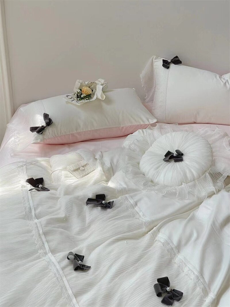 Ihomed 100S Egyptian Cotton Romantico Princess Wedding Bedding Set Double Lace Ruffles Black Bowknot Quilt Cover Bed Linen Pillow Shams