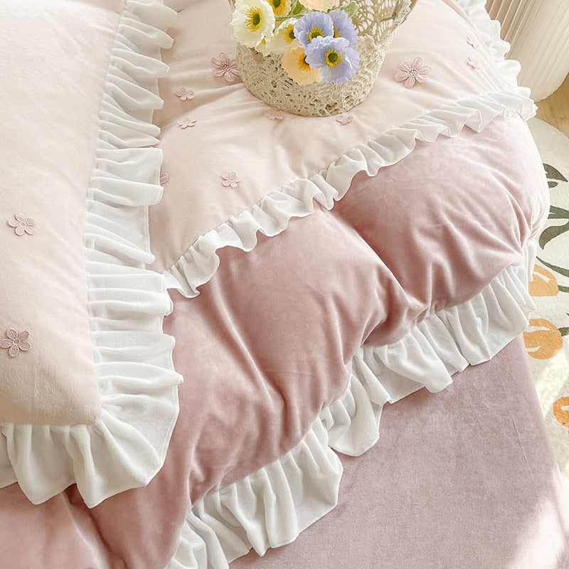 Ihomed Flowers Embroidery Princess Bed Skirt Bedding Set Shaggy Velvet Fleece Ruffles Duvet Cover Quilt Cover Set Bed Sheet Pillowcases