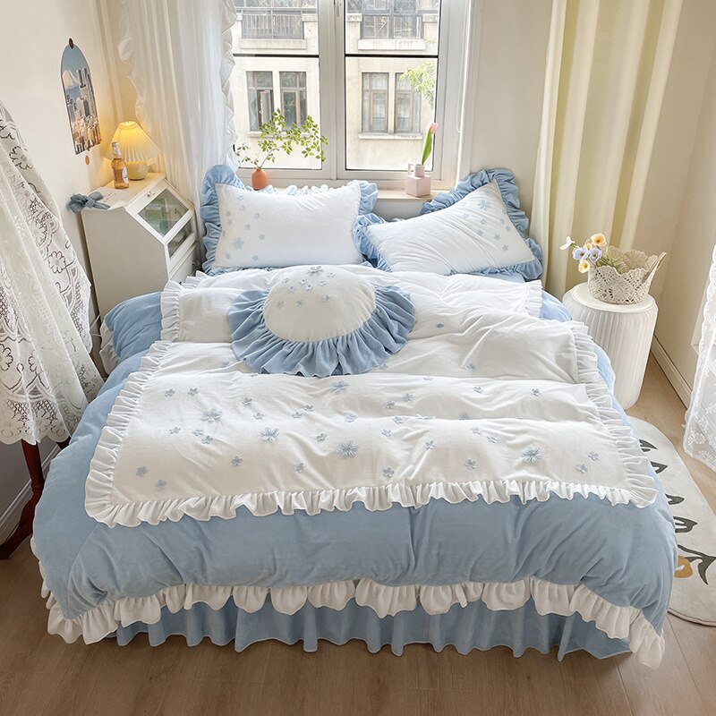 Ihomed Flowers Embroidery Princess Bed Skirt Bedding Set Shaggy Velvet Fleece Ruffles Duvet Cover Quilt Cover Set Bed Sheet Pillowcases