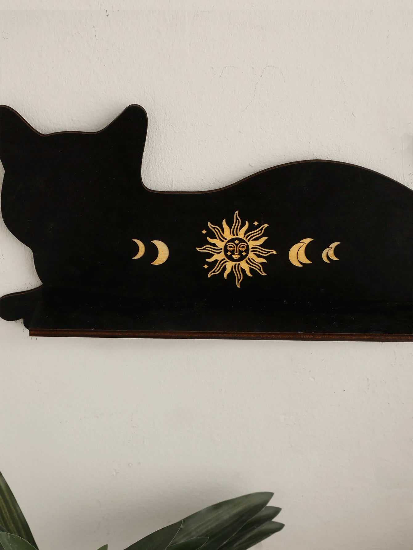 Ihomed Black Cat Wooden Shelf Moon Phase Chakra Crystal Stone Display Stand Wall Shelf  Witch Home Decor Gothic Room Decor Home Bedroom