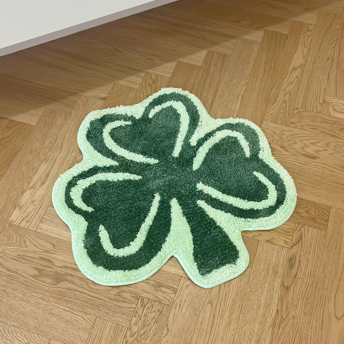 Ihomed Clover Green Leaf Flocking Rug 100% Tufted Rug for Living Room Bedroom Fluffy Trippy Abstract Area Rug Home Decor Bathroom Mat