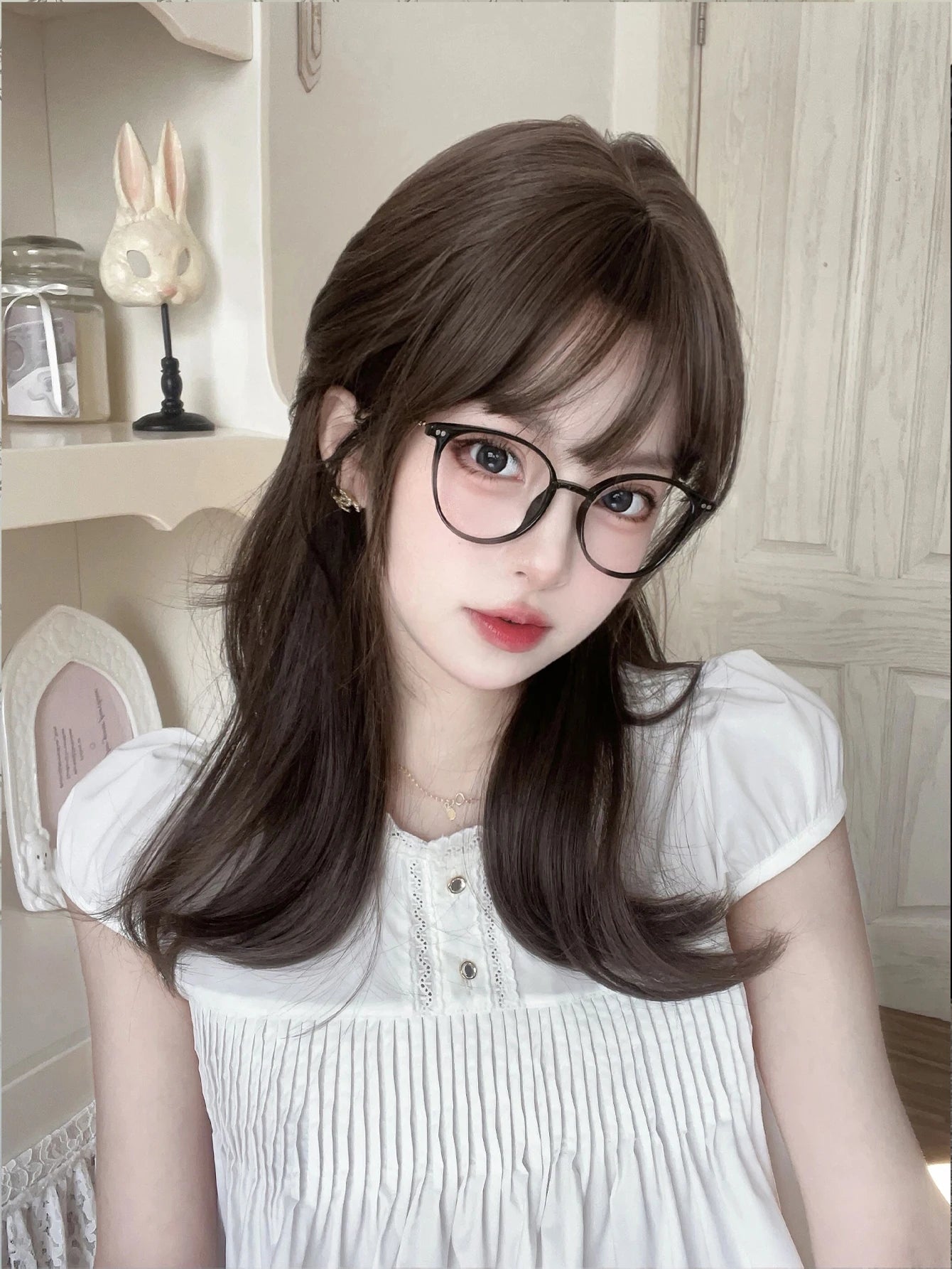 Ihomed 20Inch Chestnut Brown Lovely Synthetic Wigs with Bangs Medium Natural Wavy Hair Wig for Women Daily Use Cosplay Heat Resistant