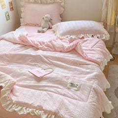 Ihomed Korean Princess Style Summer Cool Quilt Comforter Soft Seersucker Lace Ruffles Summer Thin Quilt Blanket Machine Washable