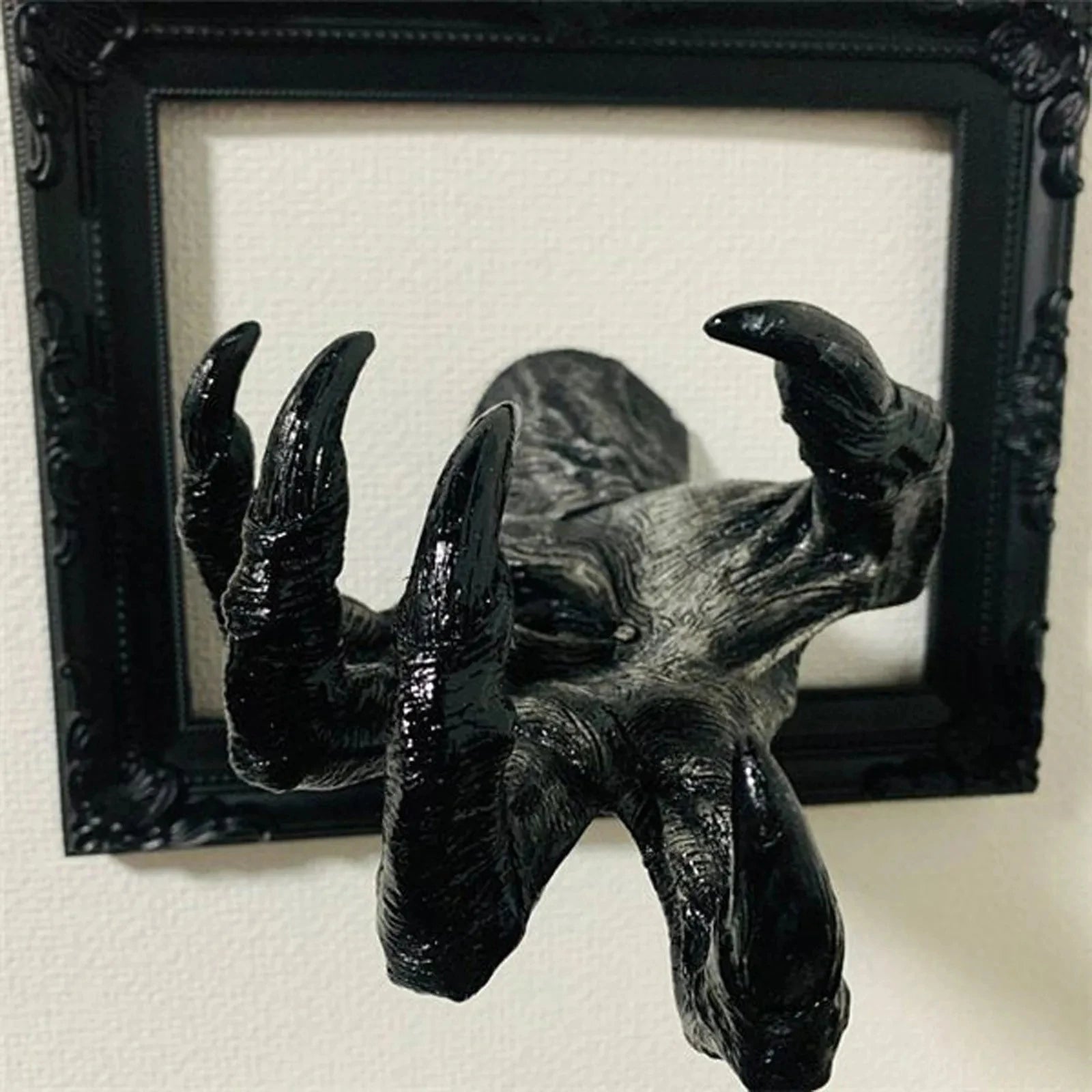 Ihomed Witch's Hand Witch Decor Wall Hanging Statues Creative Wall Decor Resin Aesthetic Art Sculpture Retro Wall Witch Hand Decoration