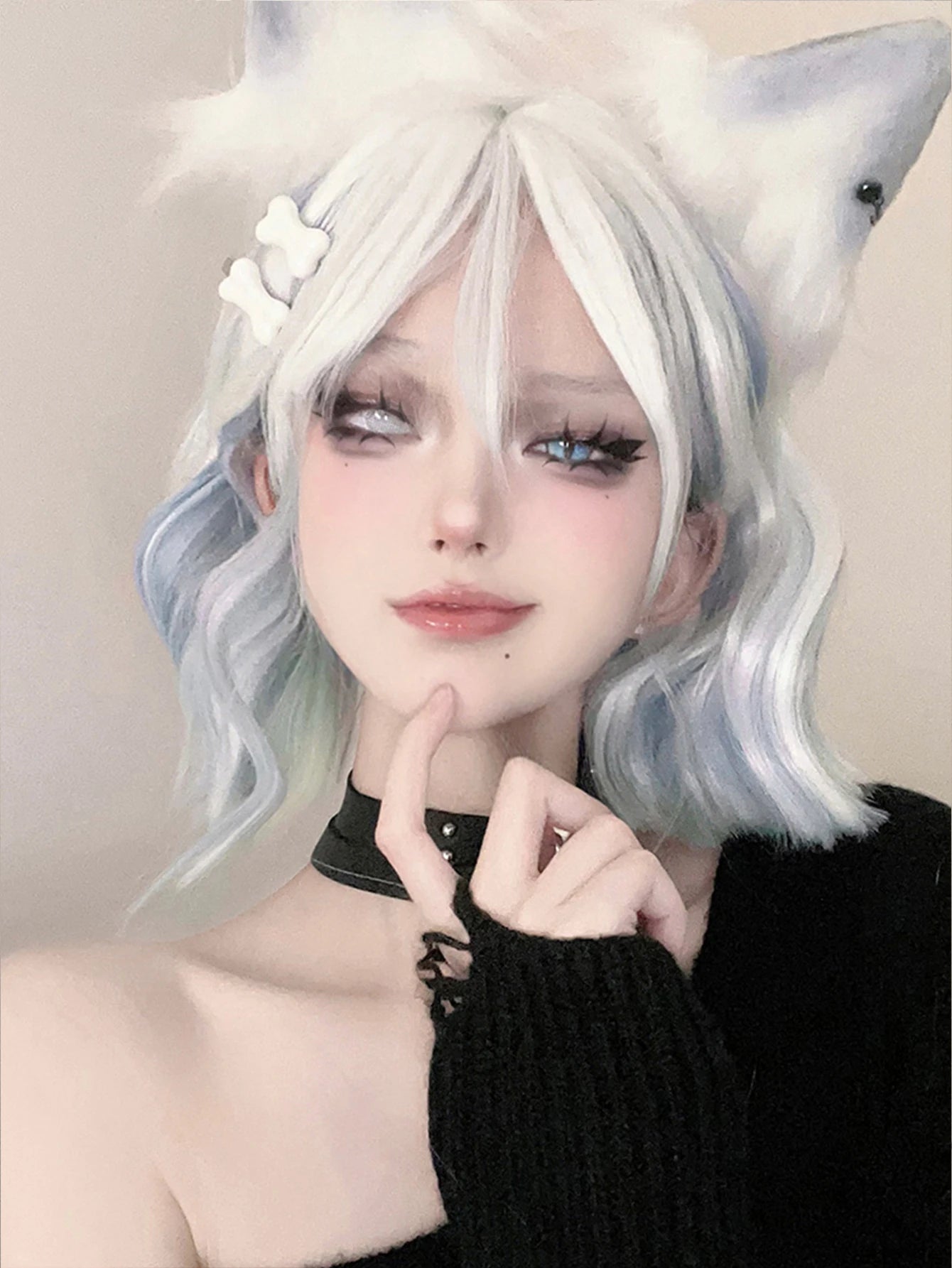 Ihomed 12Inch Blue White Lolita Pretty Synthetic Wigs With Bang Short Natural Wavy Hair Wig For Women Daily Use Cosplay Heat Resistant