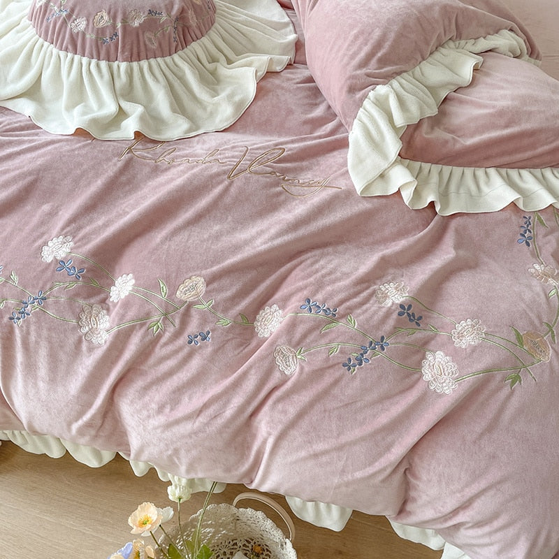 Ihomed Flowers Embroidery Princess Bedding Set Shaggy Velvet Fleece Ruffles Duvet Cover Quilt Cover Set Bed Skirt Bedspread Pillowcases