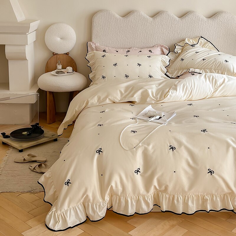 Ihomed Girlish Embroidered Bow Bedding Set 300TC Cotton Queen King Size Lovely Bed Sheet Pillowcase Duvet Cover Set 4pcs with Ruffles