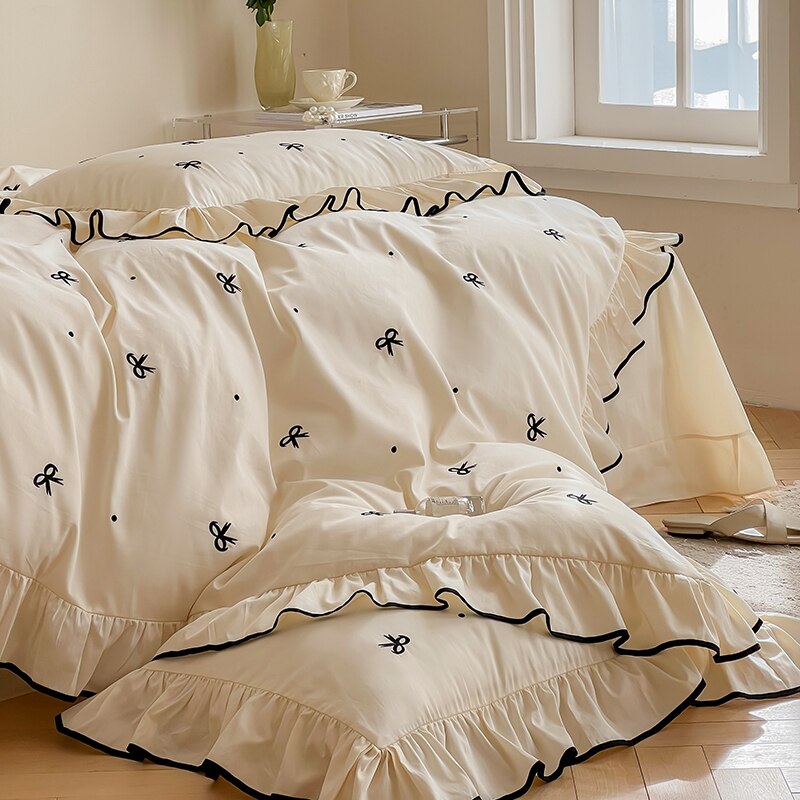 Ihomed Girlish Embroidered Bow Bedding Set 300TC Cotton Queen King Size Lovely Bed Sheet Pillowcase Duvet Cover Set 4pcs with Ruffles