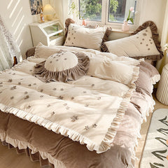 Ihomed Flowers Embroidery Princess Bed Skirt Bedding Set Shaggy Velvet Fleece Ruffles Duvet Cover Quilt Cover Set Bed Sheet Pillowcases